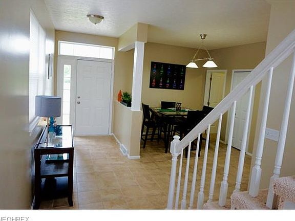 5th image of 9786 Sugarbush Cir
