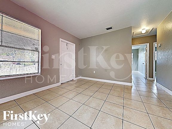 3rd image of 17800 NW 28th Ct
