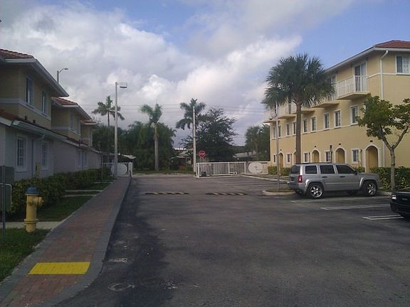 4th image of 2176 NE 167th St