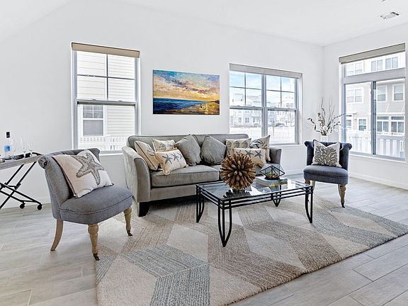 4th image of 7214 Sandy Dune Way