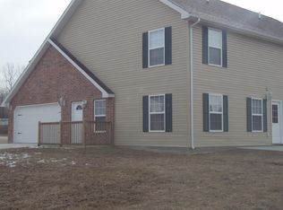 1270 Britney Dr, Lebanon, MO 65536