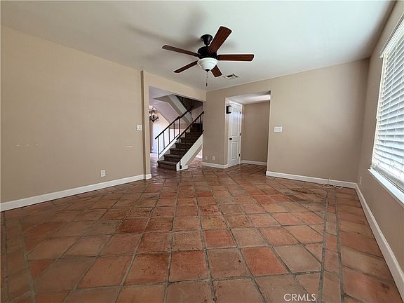 4th image of 18324 Brookhurst St