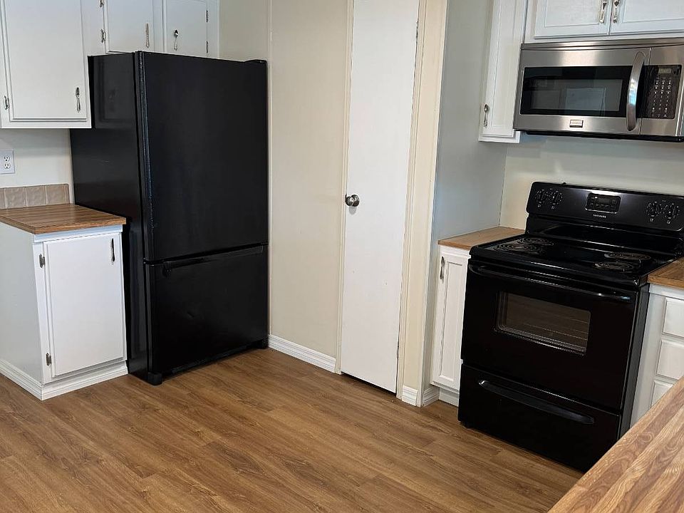 1st image of 129 Country Ln