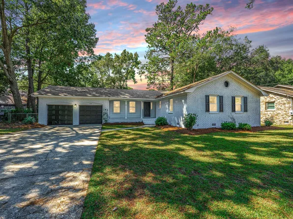 899 Melrose Dr, Charleston, SC 29414