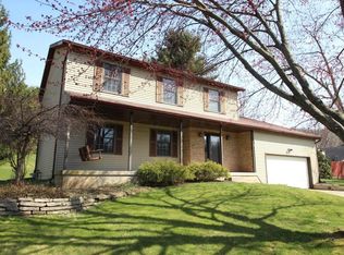 1744 Londondale Pkwy, Newark, OH 43055