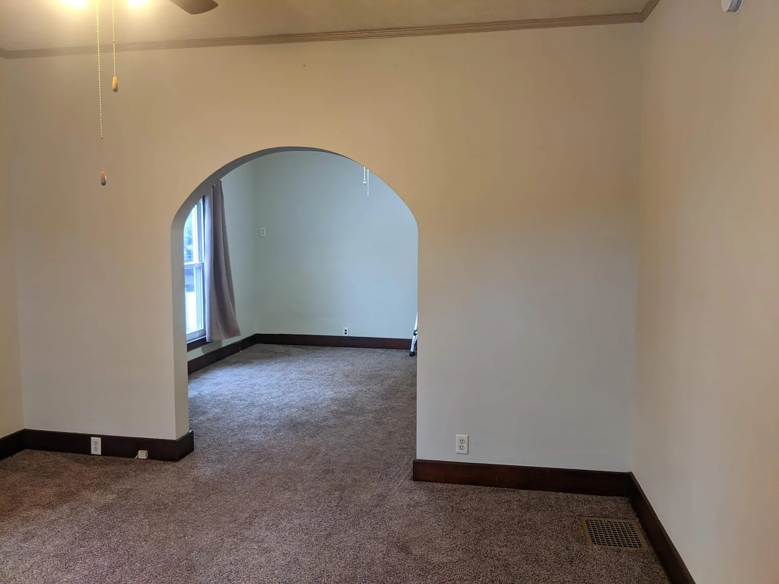 1529 5th Ave — Photo 3