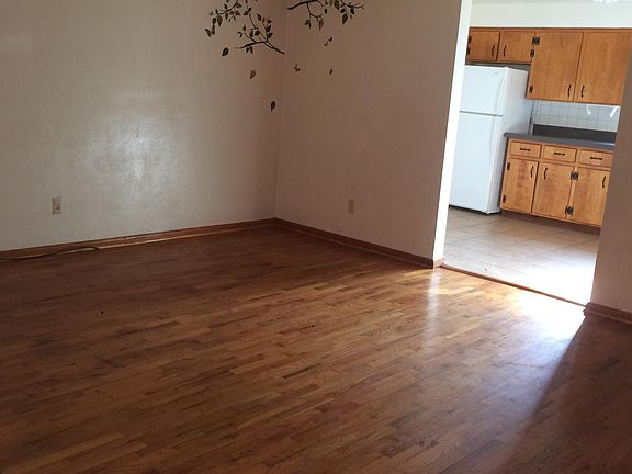 2nd image of 410 Themis St APT B