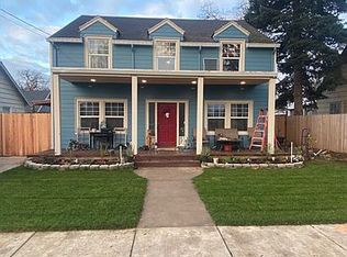 1059 SE Lyle St, Dallas, OR 97338