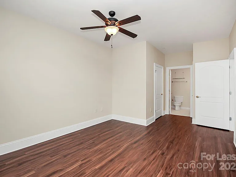 400 N Church St #414 — Photo 20