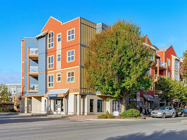 755 Goldstream Ave #402, Langford, BC V9B 0H9