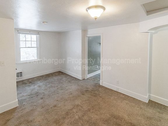4th image of 1108 W 12th Ave APT 2