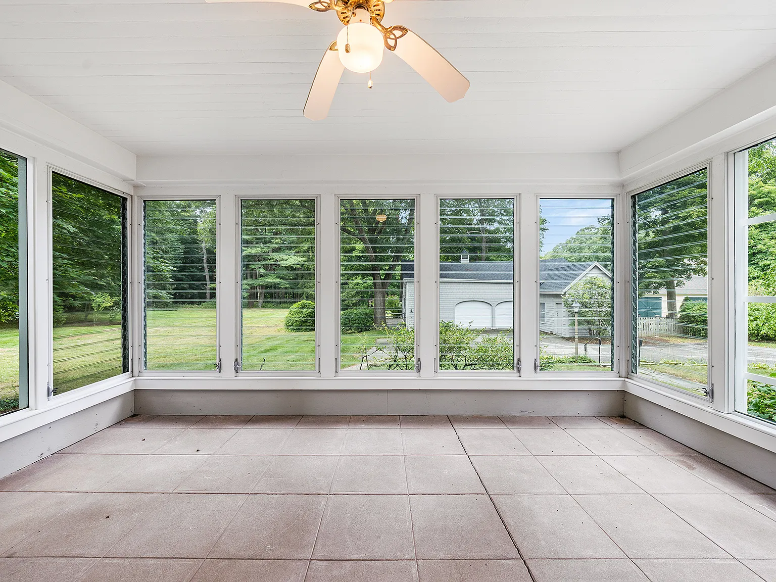 4 bed, 3300 sqft, $5,000 — Photo 4