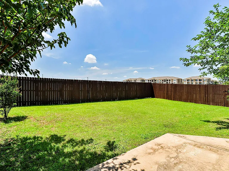 8705 Sumter Way — Photo 25