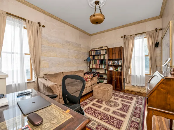 1414 Avenue H image 7 of 25