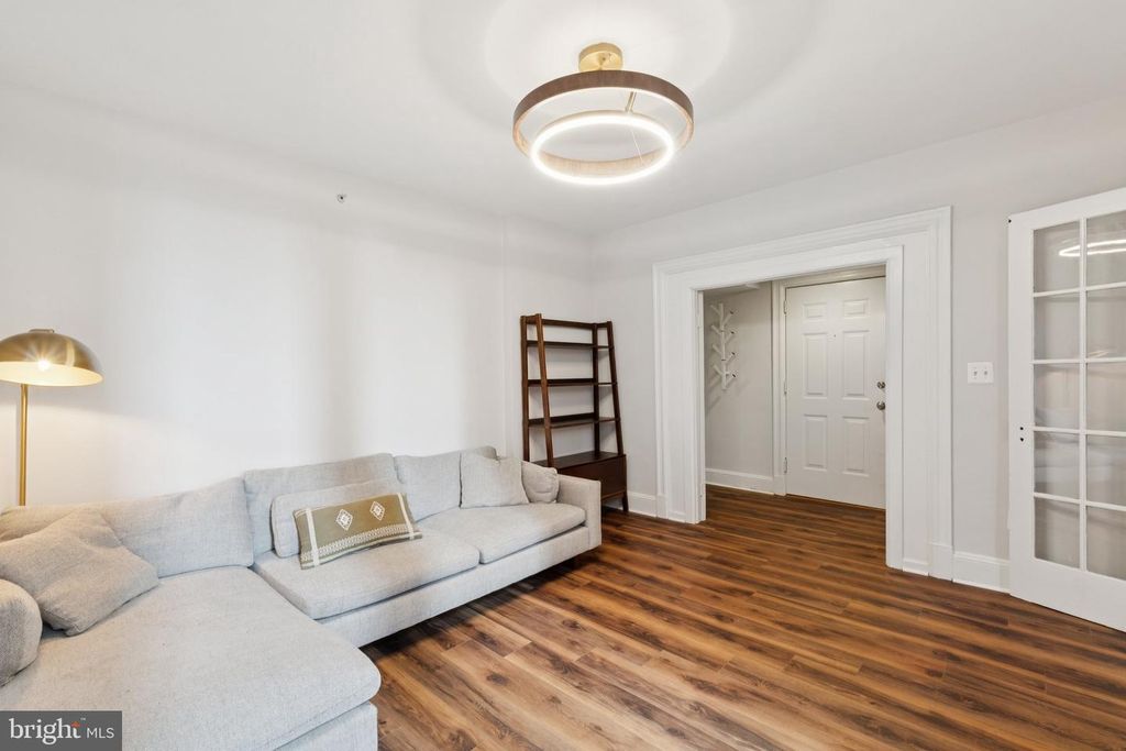 1858 California St NW APT 5, Washington, DC - View 6