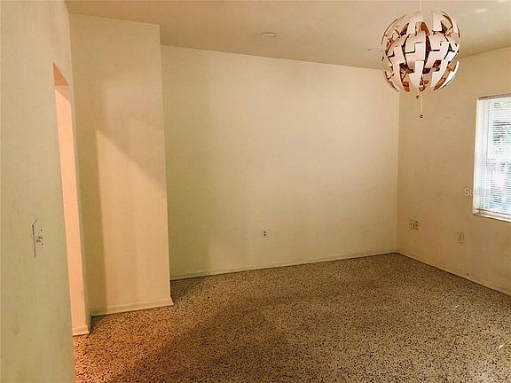 5th image of 1418 Granville Ln