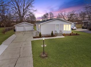 1711 Gary Ave, Aurora, IL 60505