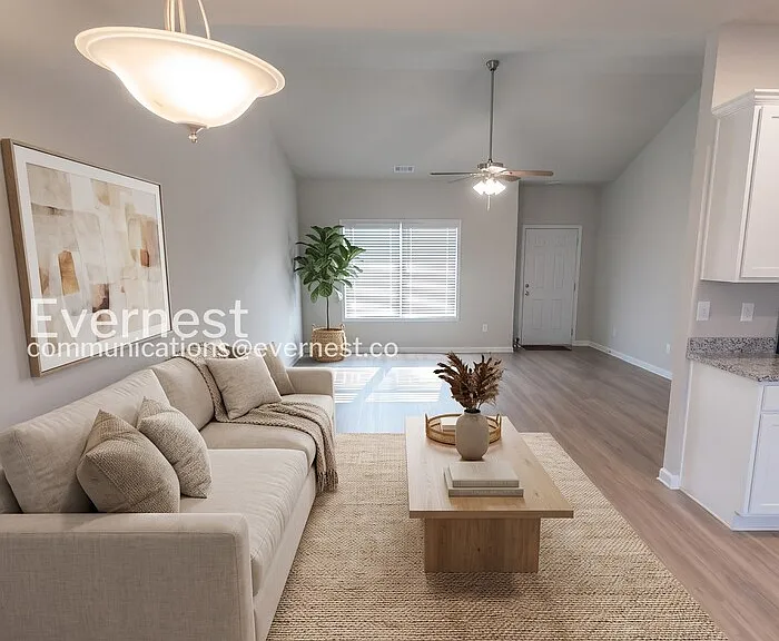 136 Culver St — Photo 2