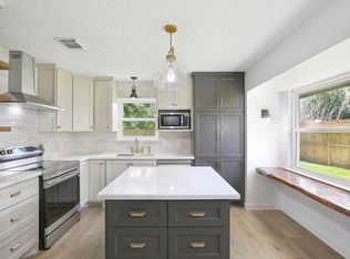 534 Magnolia Bend St, League City, TX 77573