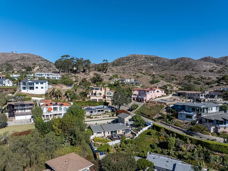 1948 Sunset Dr — Photo 61