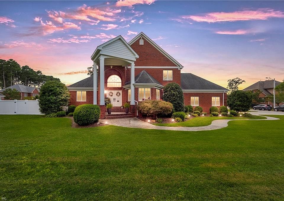 1st image of 815 Gilchrist Ct