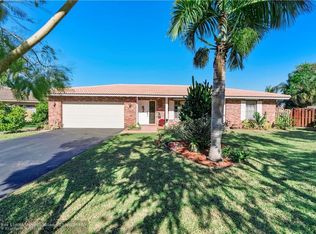 1189 NW 86th Ln, Coral Springs, FL 33071
