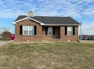 1049 Mile High Dr, Clarksville, TN 37042