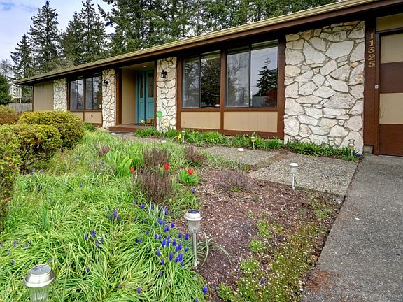 3rd image of 11325 58th Ave SW