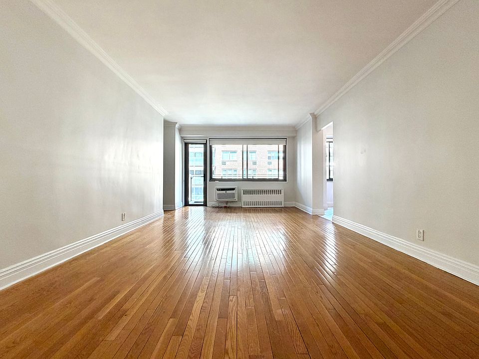 1st image of 135 W 96th St APT 10H