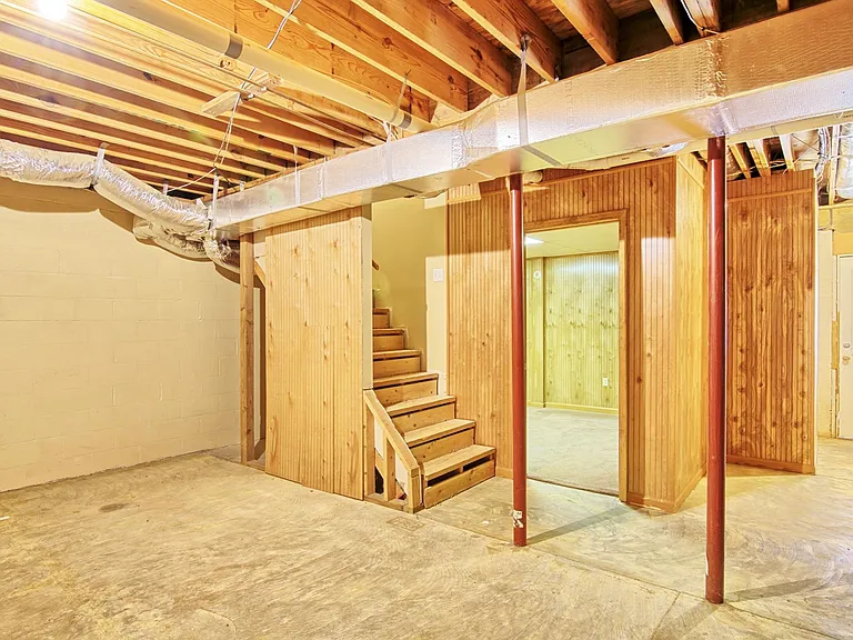 7145 Catherine Dr — Photo 9