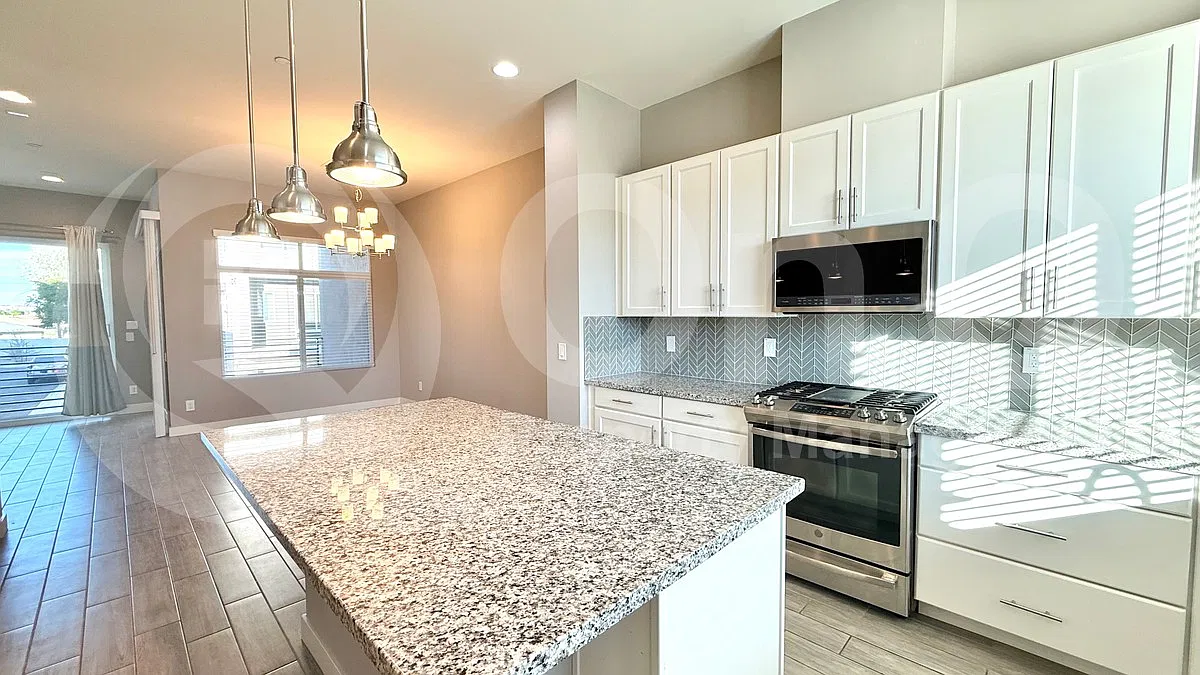 3 bed, 3.5 bath, 2273 sqft, $3,199 — Photo 2