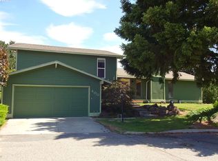 400 Shoreline Ct, Richland, WA 99354