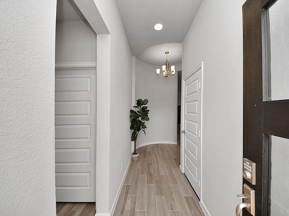2nd image of 9735 Satsuma Path
