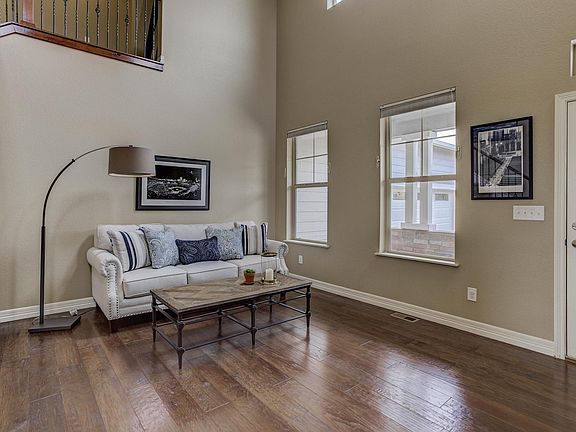 Dramatic, 2 story parlor