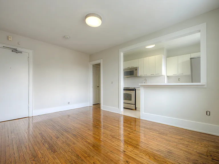 778 Broadview Ave — Photo 20