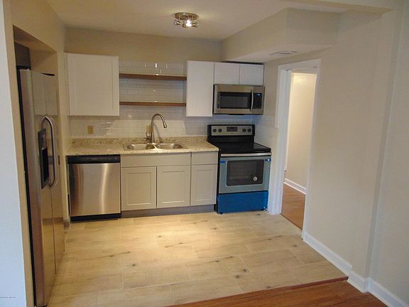4th image of 2738 Calloway Cir