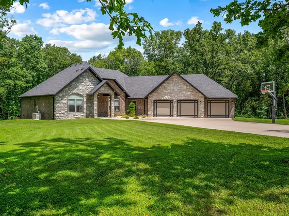 852 Dartmoore Drive, Rogersville, MO 65742