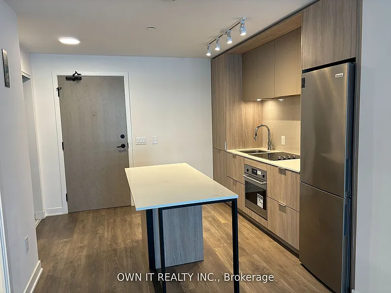 35 Tubman Ave #917 — Photo 4