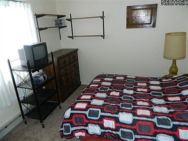 4th image of 1656 Higby Dr