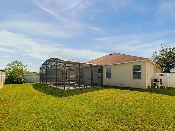 3rd image of 4521 Ross Lanier Ln