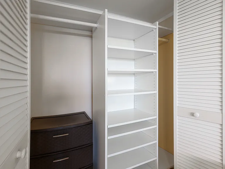 950 Hillcrest Dr #507 — Photo 7