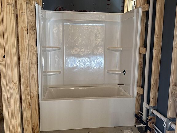7th image of this home