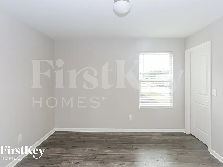 3978 Tersk Dr — Photo 10
