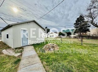 703 Prairie St, Adel, IA 50003