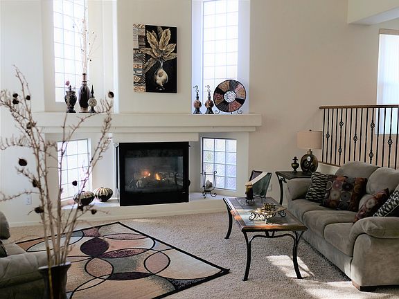4th image of 17690 W Desert Ln