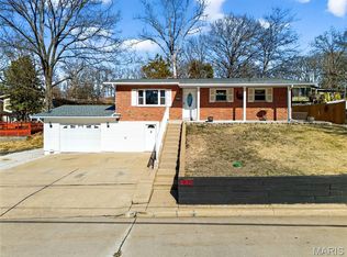 530 Cedar Ln, Festus, MO 63028