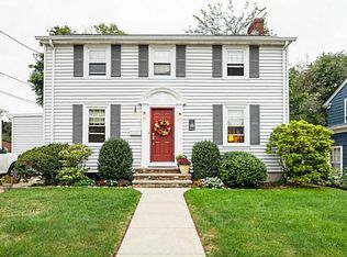 45 Mountain Ave, Riverside, RI 02915