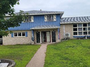 1312 W C St, Iron Mountain, MI 49801