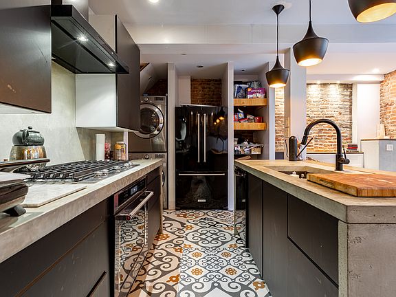 3rd image of 1406 Dean St #1R