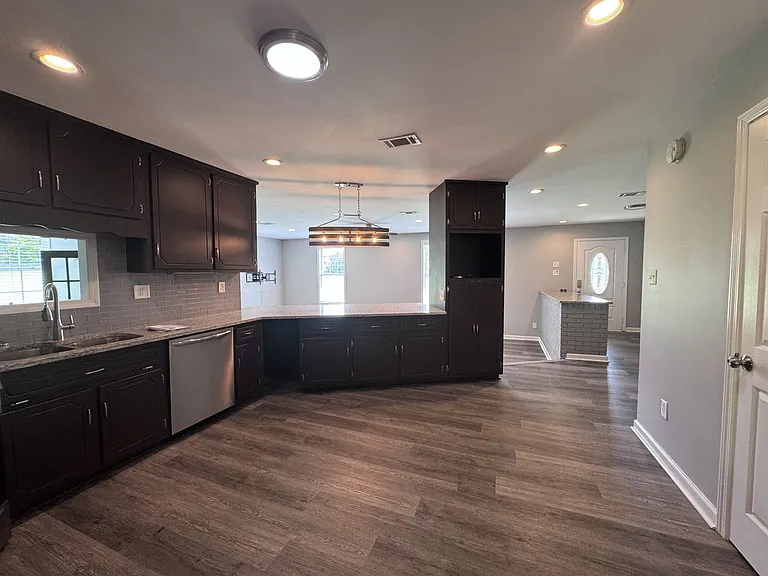 1161 Barkley Hills Rd — Photo 6